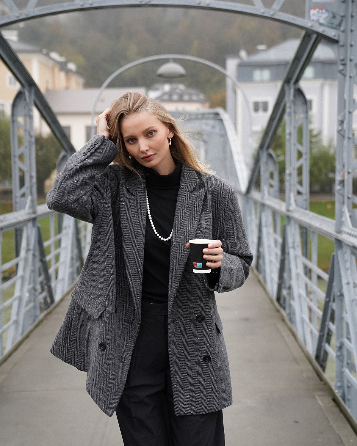 Carrie Bradshaw- lange Perlenkette